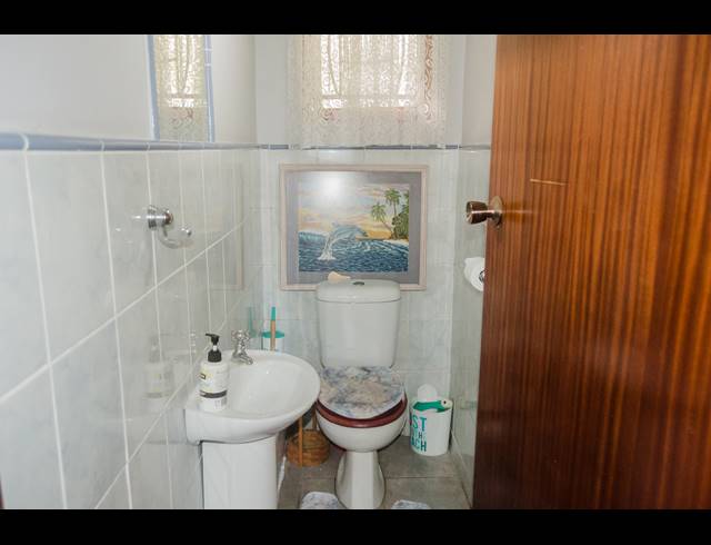 2 BEDROOM HOUSE FOR SALE IN CLANSTHAL
